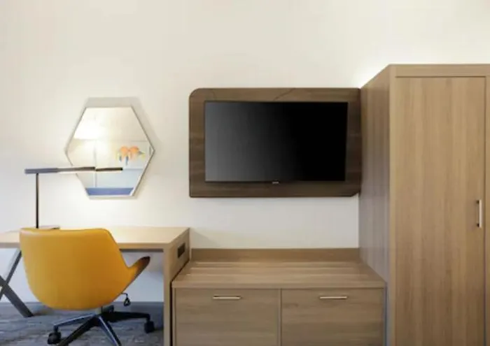 Holiday Inn Express & Suites Stevensville - Benton Harbor By Ihg